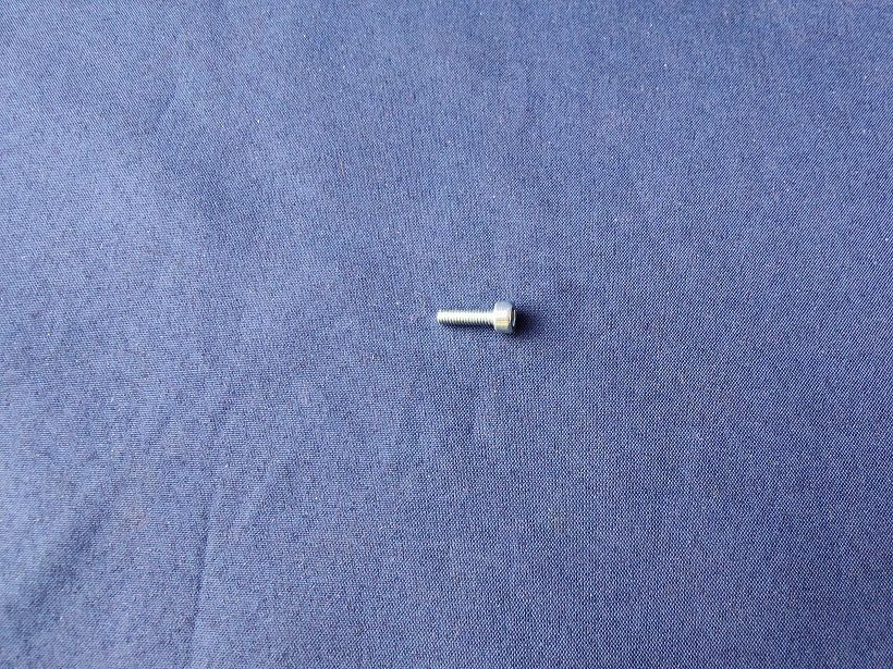 #0390-E;    ISK-Schraube M3 x 10