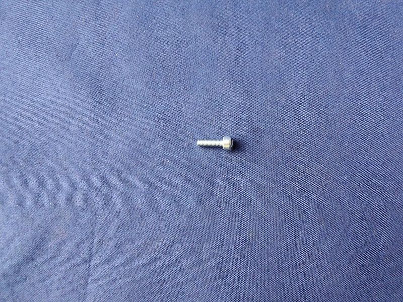 #0390-E;    ISK-Schraube M3 x 10