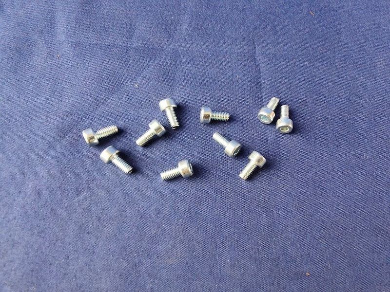 #M4-8-912-88-V-10; ISK M4 x 8 DIN 912 8.8 (10 Stück) #M4-8-912-88-V-10; ISK M4 x 8 DIN 912 8.8 (10 Stück)