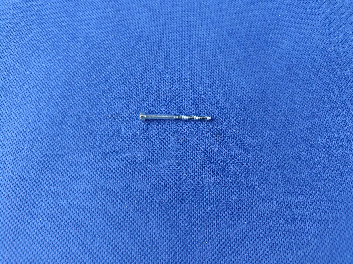 #0807;   ISK-Schraube M3 x 35