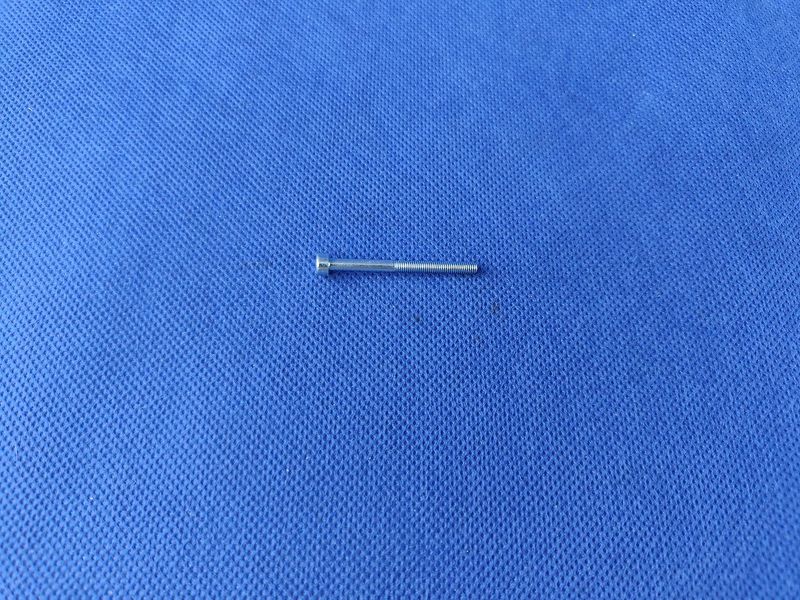 #0807;   ISK-Schraube M3 x 35
