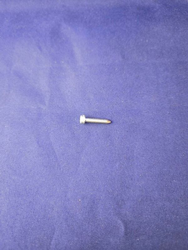 #0210; ISK-Schraube M3 x 16 mit Fase #0210; ISK-Schraube M3 x 16 mit Fase