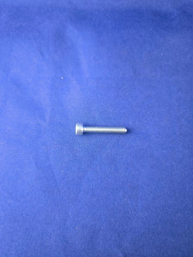 #0320;   ISK-Schraube M4 x 25