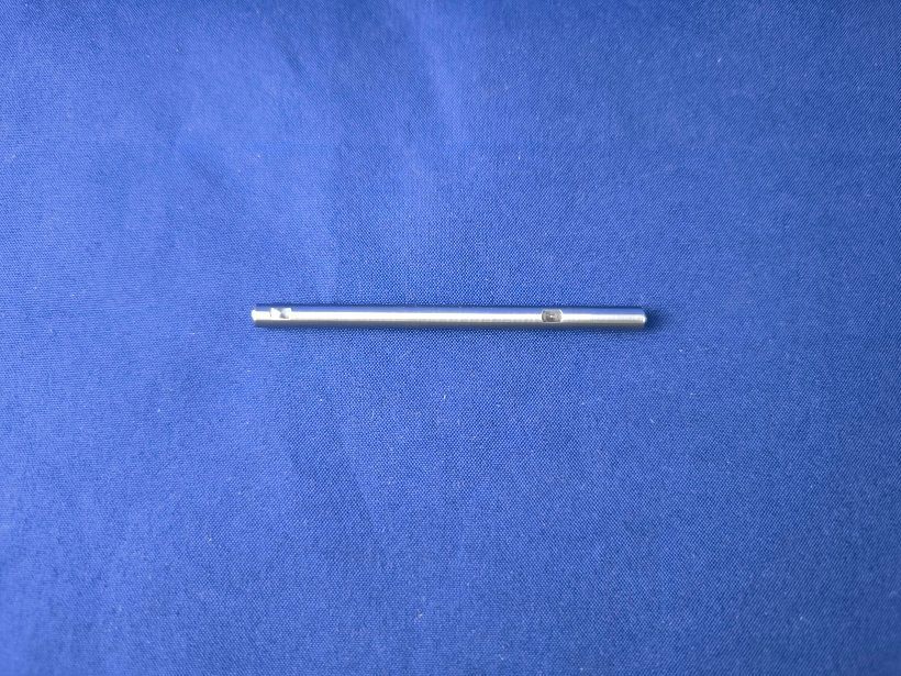 #4003;   Heckwelle ø4mm