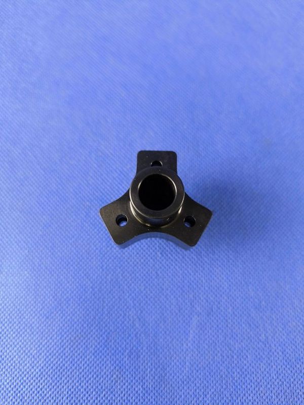 #1100-3-12-S-E; 3-Blatt Rotorkopfzentralstück für ø12mm "Rotorwelle" in Schwarz