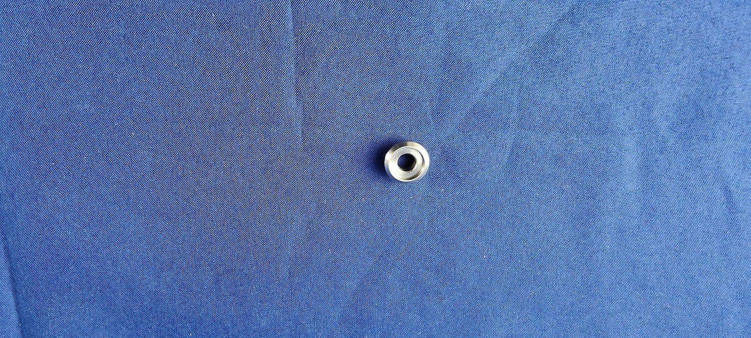 #1109-5; VA Buchse für ø5mm für Blatthalteschraube M5