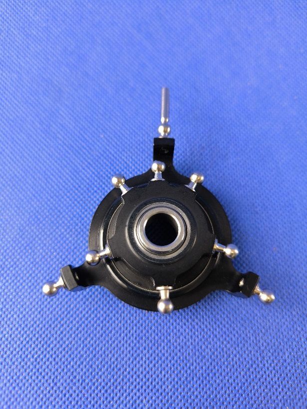 #1001-5-12-S; Taumelscheibe 5-Blatt; 120° (3-Punkt); für ø12mm Rotorwellen in SCHWARZ