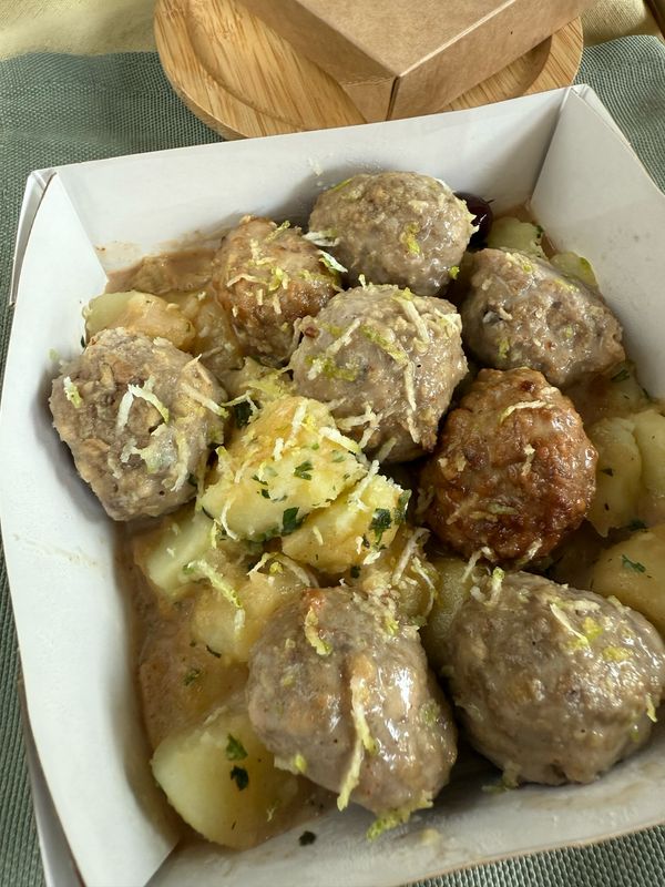 Polpette al pomodoro co purea di patate