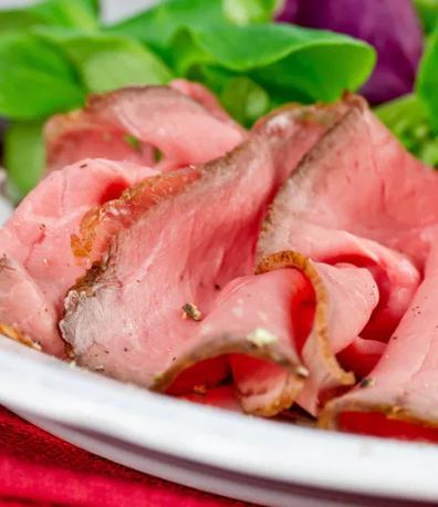 Roast beef  con rucoila e Prato magno