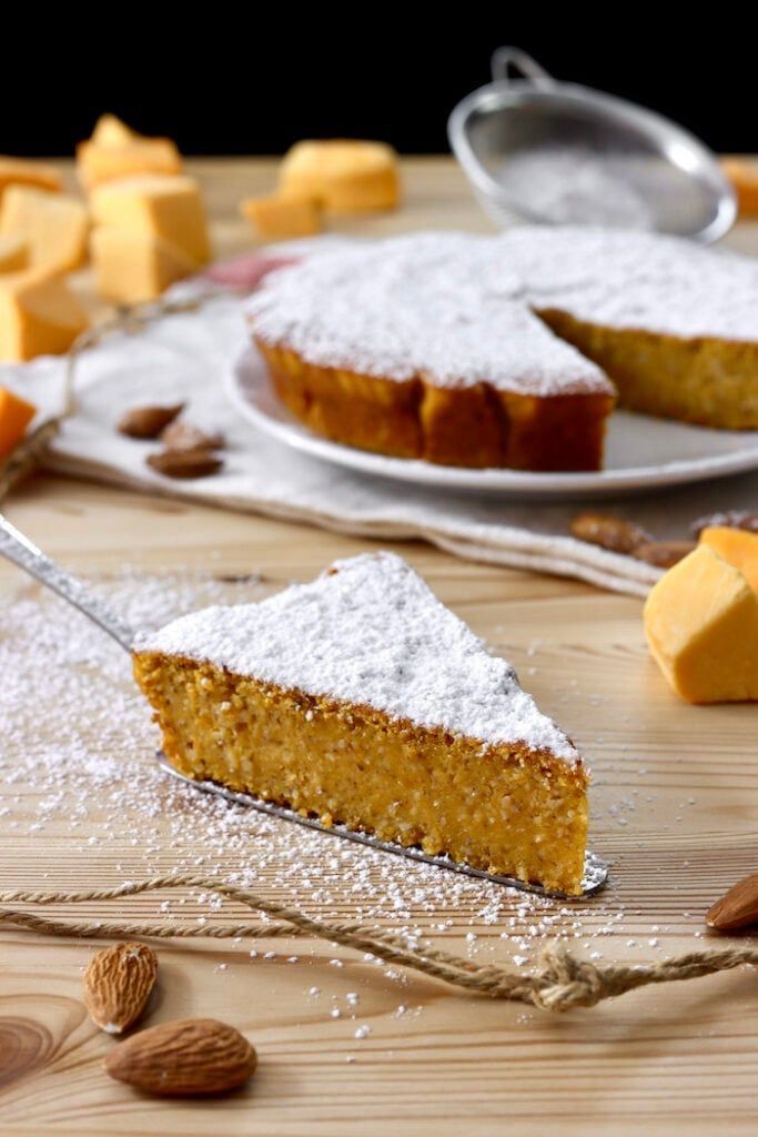 torta di mandorle e carote