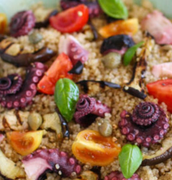 Quinoa con verdure e frutti mare Quinoa con verdure e frutti mare