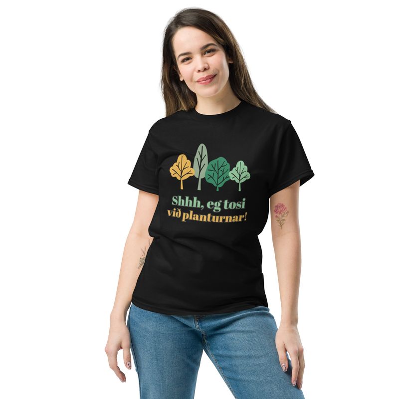 T-Shirt - Black / S