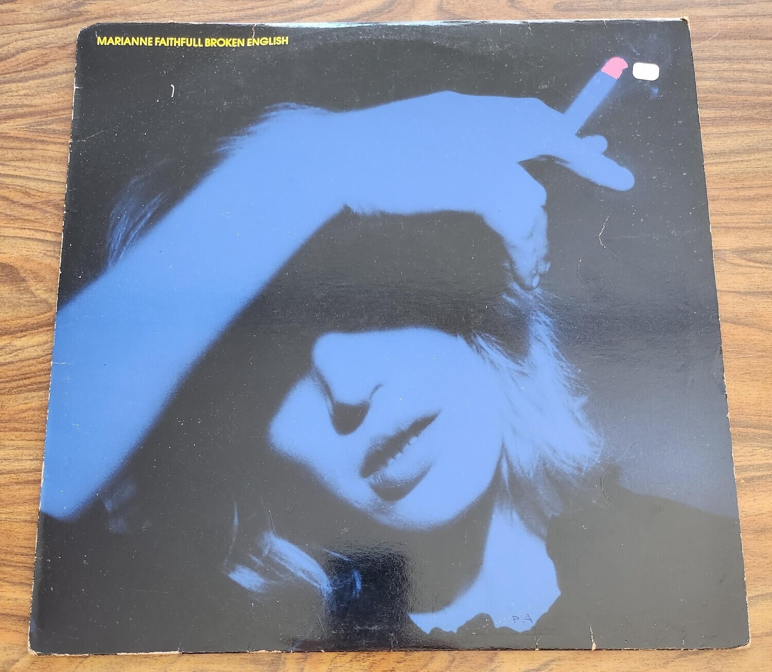 Broken english 2 euros