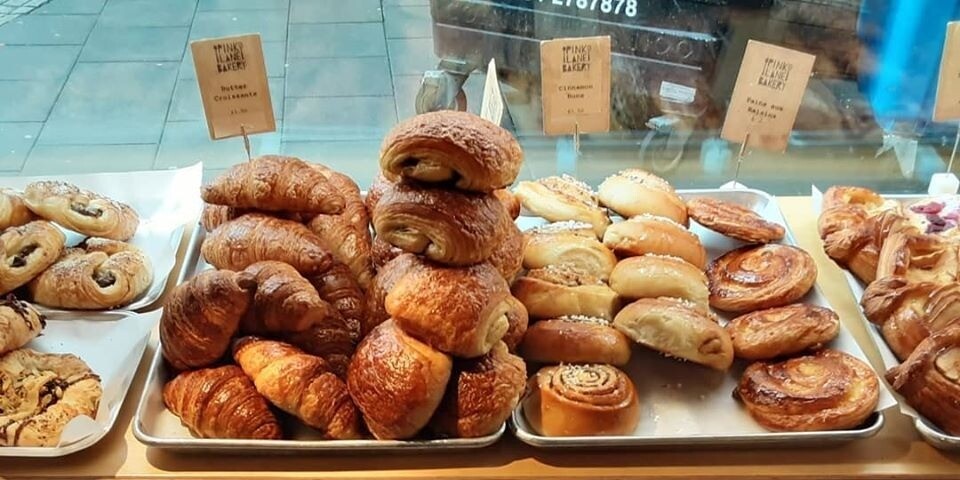 6 mixed pastries 6 mixed pastries