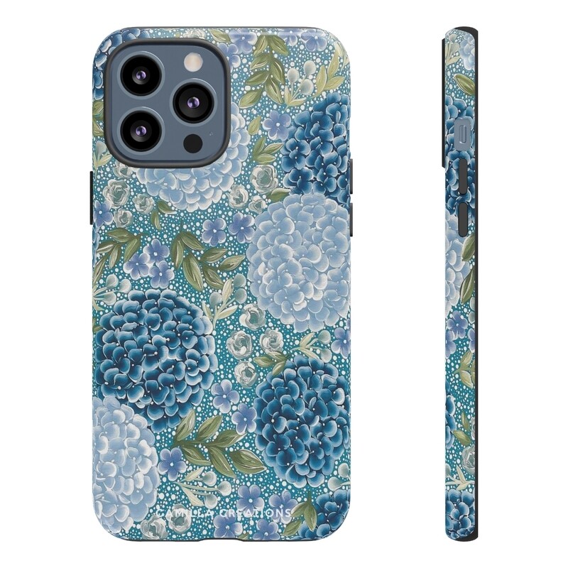 CC Signature Blue Hydrangea Design Hard Phone Case