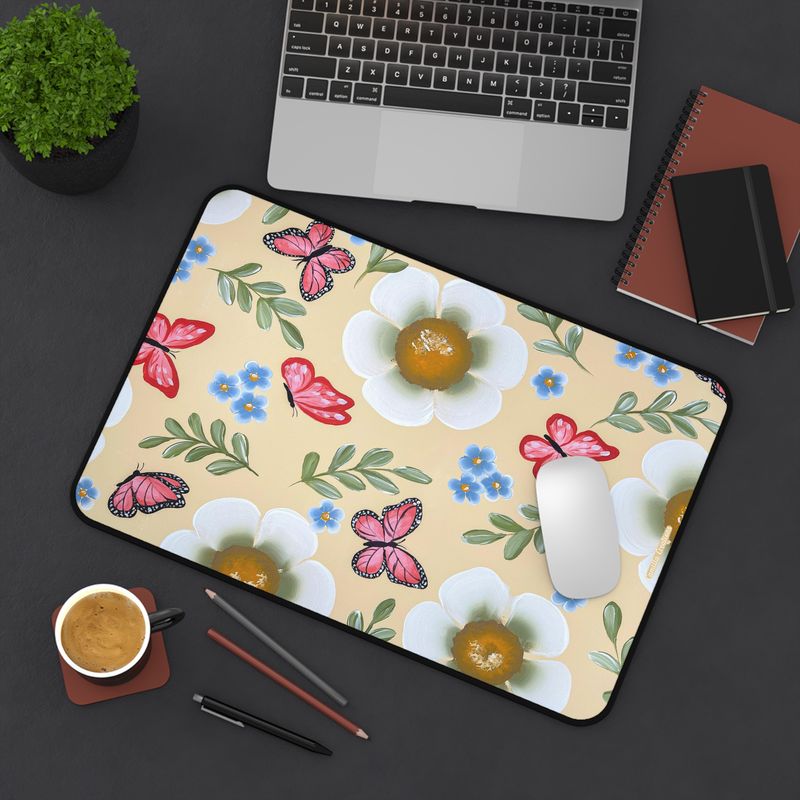 Retro Daisy Nonslip Desk Mat (3 sizes)