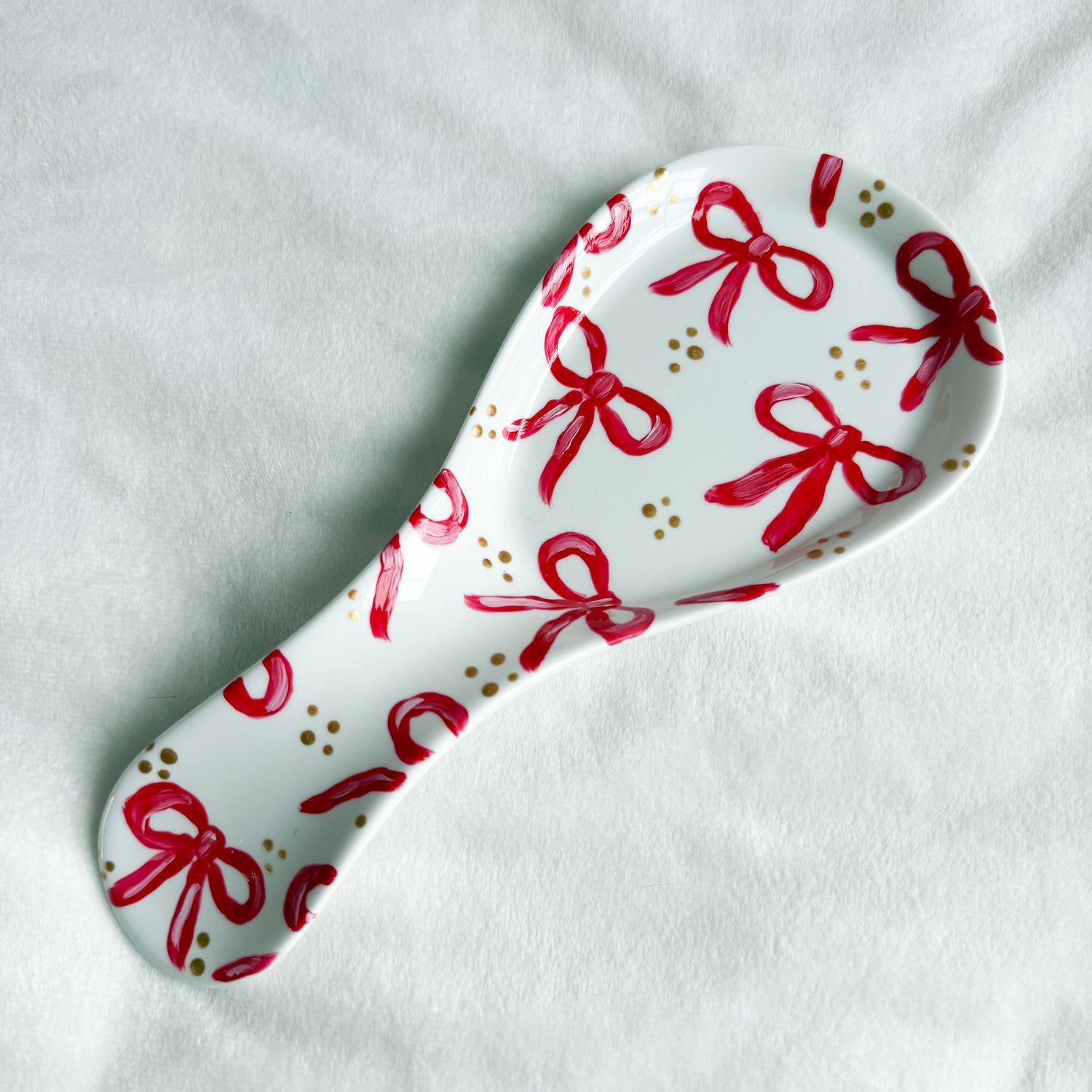 #2 Porcelain Spoon Rest - White Bows