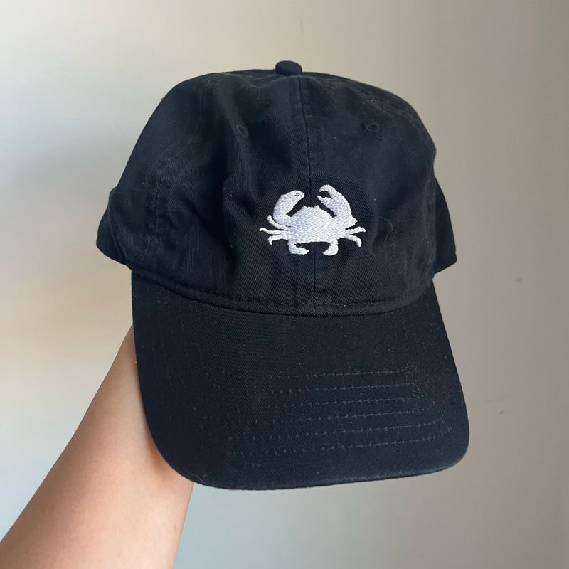 White Crab Embroidered Hat - Black White Crab Embroidered Hat - Black