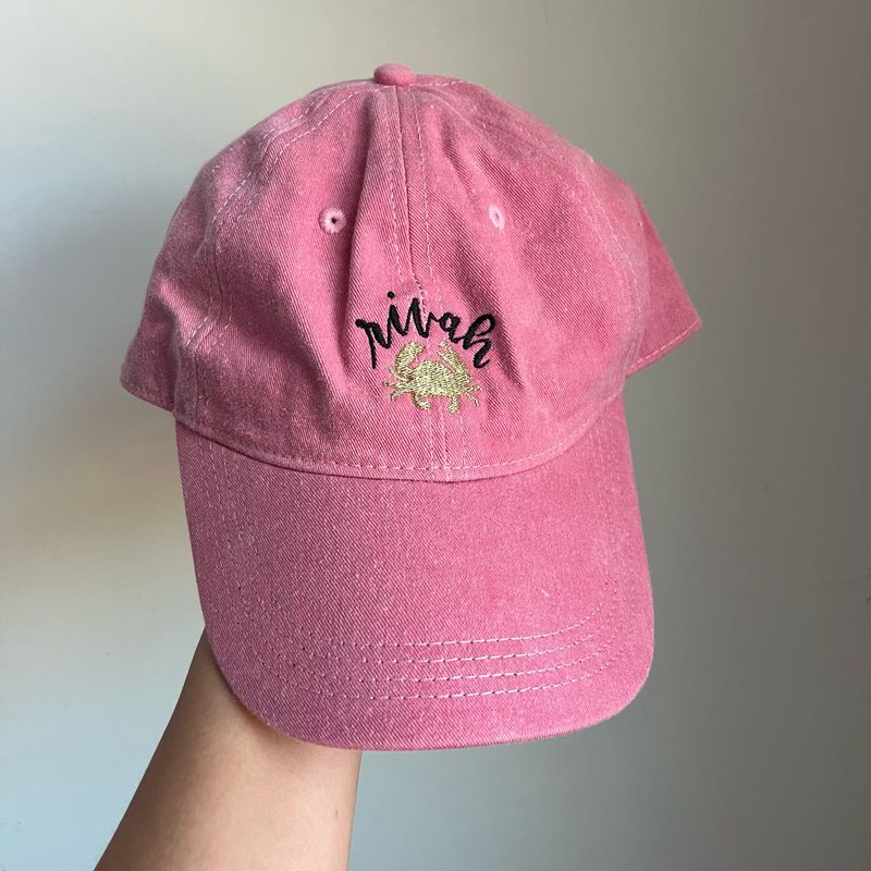 RIVAH Crab Embroidered Hat - Pink RIVAH Crab Embroidered Hat - Pink