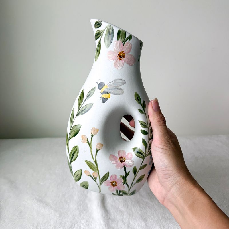 Cottage Core Ceramic Donut Vase Cottage Core Ceramic Donut Vase