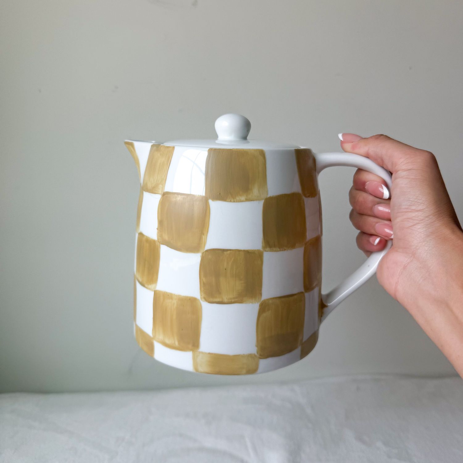 Tan Checkerboard Ceramic Teapot/ Vase Tan Checkerboard Ceramic Teapot/ Vase