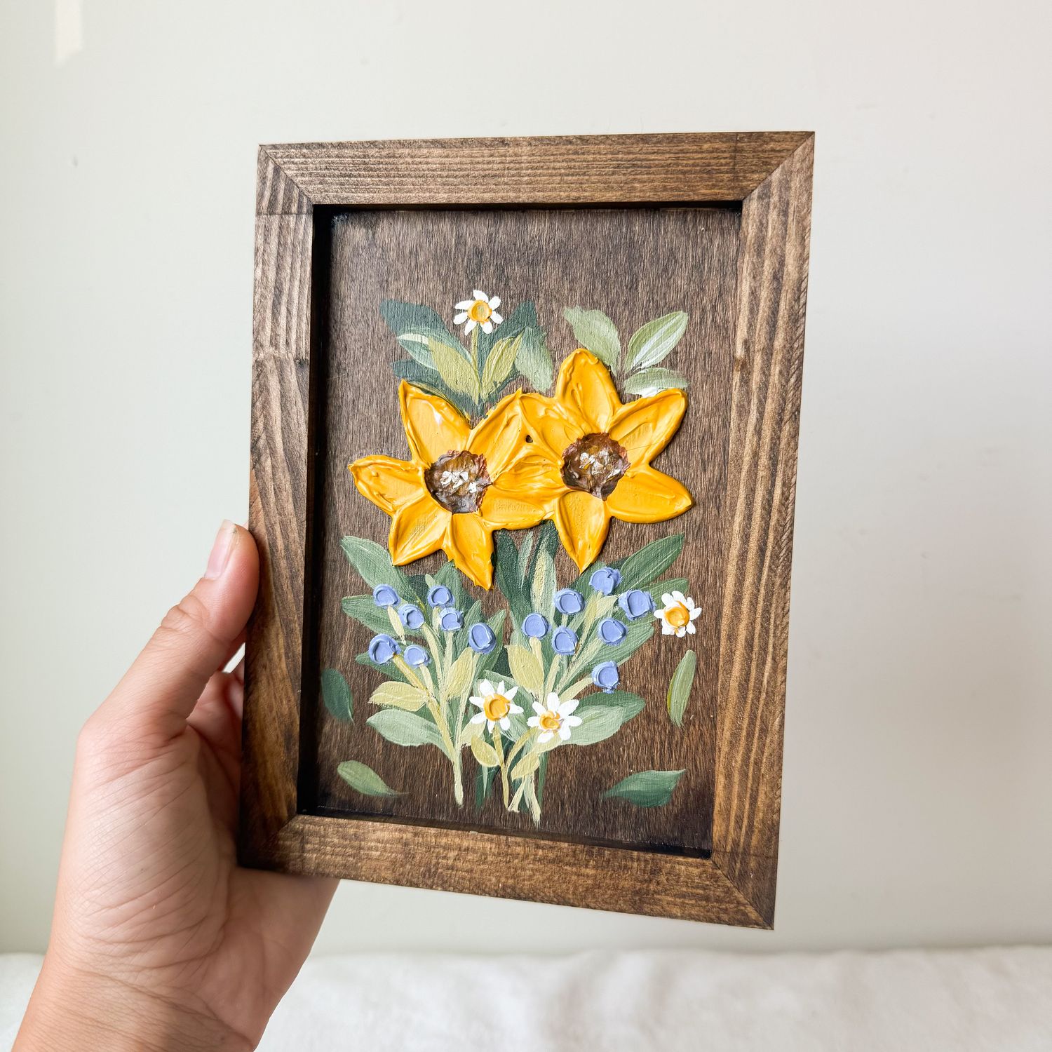 5.5" x 7.5" Textured Hanging Wood Sign *Thinner Frame*