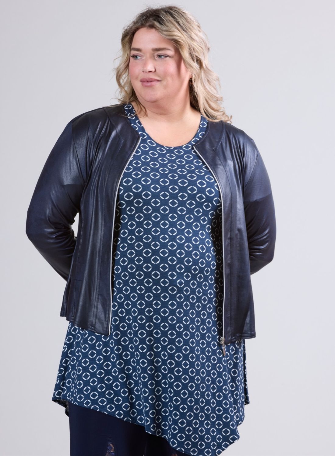 Vegane Jacke in Lederlook bis Grösse 56
