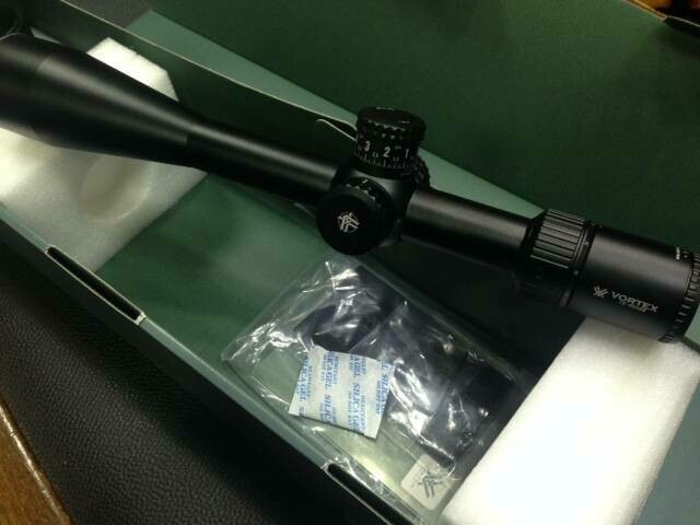 VORTEX OTTICA GOLDEN EAGLE HD 15-60X52 RET. ECR 1-MOA