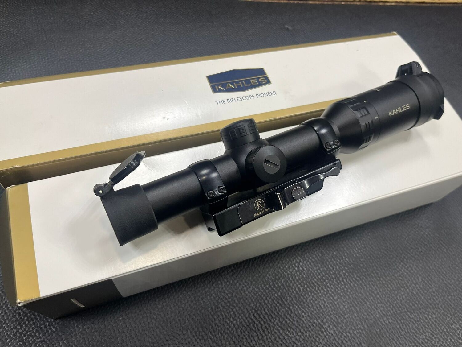 KAHLES  HELIA 5 1-5X24 ABS 4 DOT ILLUMIN. CON ATTACCO CONTESSA SIMPLY BLACK WEAVER SGANCIO RAPIDO