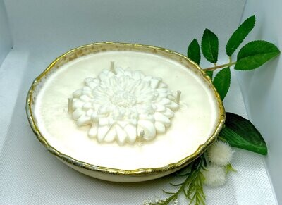 Gold bowl Candle with Floral "Waxscent"