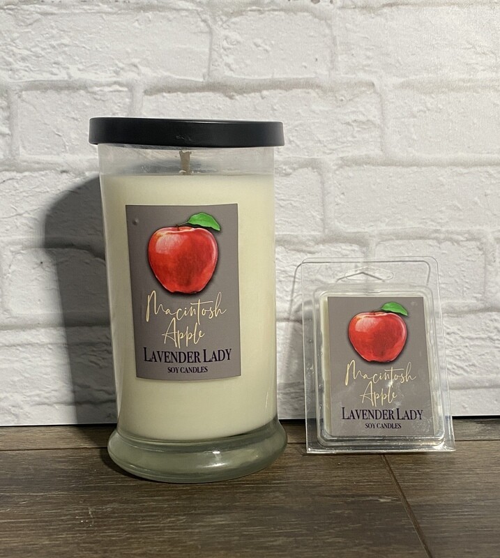 Macintosh Apple scented 20 Ounce Status Jar Candle