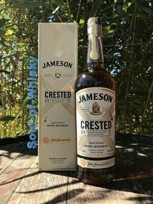 Jameson Crested Ten mit 0,7l und 40%