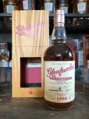 Glenfarclas 30 Jahre 1988/2018 Family Cask Release Summer Glenfarclas 30 Jahre 1988/2018 Family Cask Release Summer