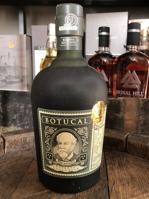 Botucal Rum Reserva Exclusiva mit 0,7L und 40%