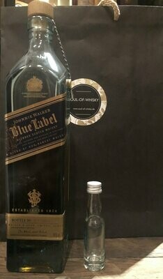 Johnnie Walker Blue Label Sample mit 2cl und 40% Johnnie Walker Blue Label Sample mit 2cl und 40%
