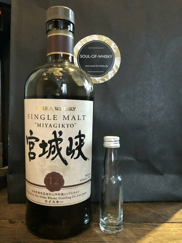 Nikka Miyagikyo 12 Jahre Pure Malt Sample mit 2cl und 45% Nikka Miyagikyo 12 Jahre Pure Malt Sample mit 2cl und 45%