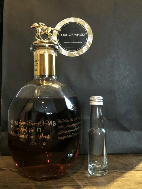 Blanton's Gold Edition das Flagschiff Sample mit 2cl und 51,5% Blanton's Gold Edition das Flagschiff Sample mit 2cl und 51,5%