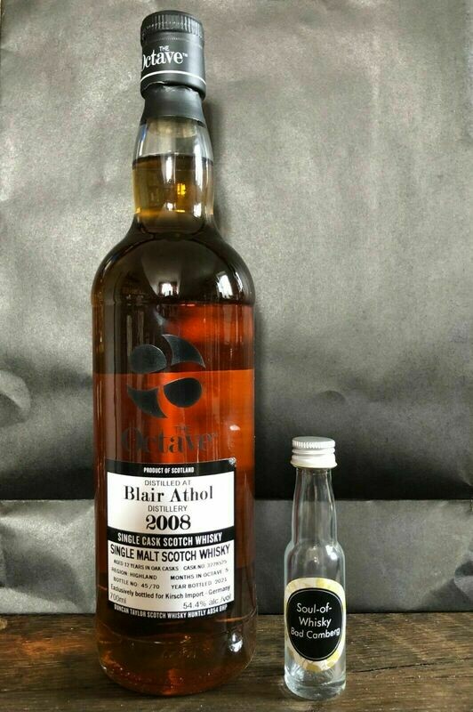 Blair Athol 13 Jahre Sherry Cask Sample mit 2cl und 54,4% Blair Athol 13 Jahre Sherry Cask Sample mit 2cl und 54,4%