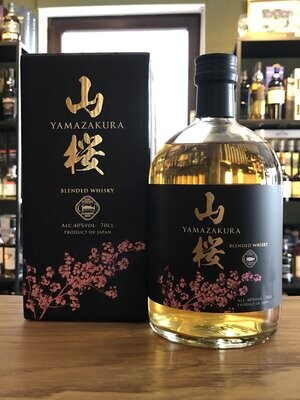 Yamazakura Blended Whisky mit 0,7L und 40%