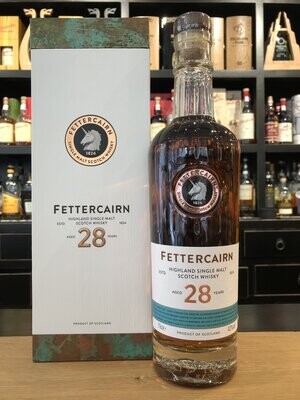 Fettercairn 28 Jahre mit 0,7l und 42% Fettercairn 28 Jahre mit 0,7l und 42%