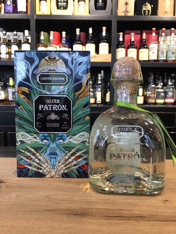 Gran Patron Silver Tequila in Metallbox limitierte Edition mit 0,7L und 40% Gran Patron Silver Tequila in Metallbox limitierte Edition mit 0,7L und 40%