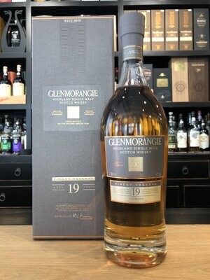 Glenmorangie 19 Jahre mit 0,7l und 43% Glenmorangie 19 Jahre mit 0,7l und 43%