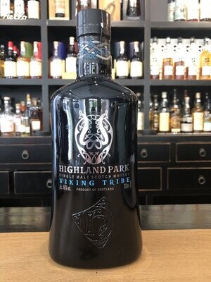 Highland Park Viking Tribe mit 0,7l und 46% Highland Park Viking Tribe mit 0,7l und 46%