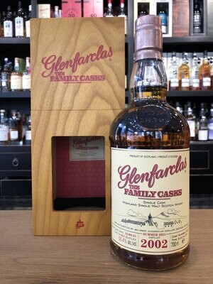 Glenfarclas 19 Jahre 2002/2021 Family Cask Release Summer Glenfarclas 19 Jahre 2002/2021 Family Cask Release Summer