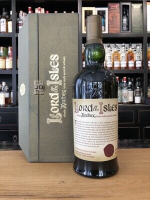 Ardbeg 25 Jahre Lord of the Isles mit 0,7l und 46% Ardbeg 25 Jahre Lord of the Isles mit 0,7l und 46%