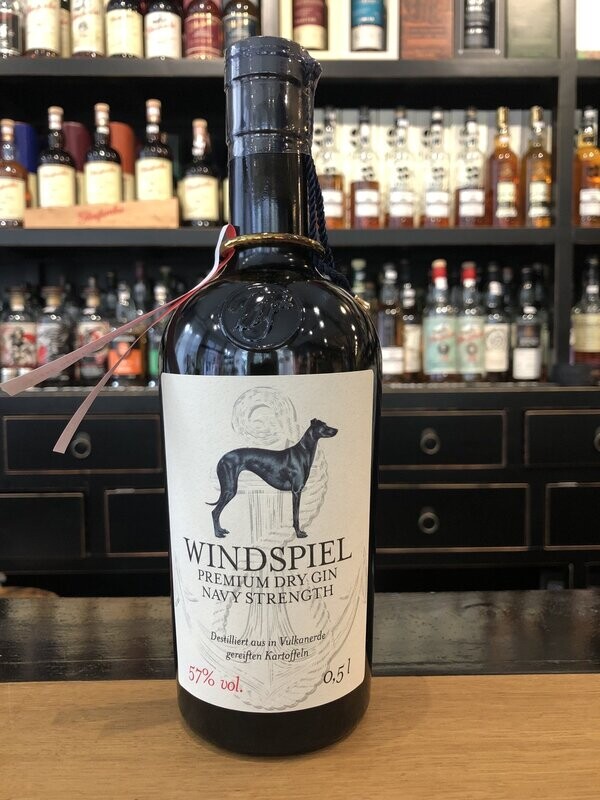 Windspiel Premium Dry Gin Navy Strength mit 0,7l und 57% Windspiel Premium Dry Gin Navy Strength mit 0,7l und 57%