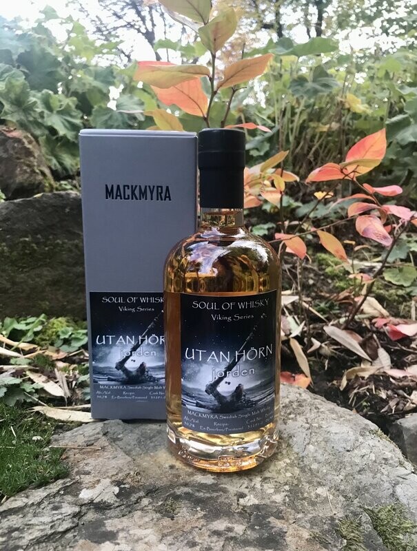 Utan Hörn Jorden - Soul of Whisky/ Mackmyra Viking Series Nr. 4, 9,7 Jahre, 49 Flaschen Bourbon Cask Finish Utan Hörn Jorden - Soul of Whisky/ Mackmyra Viking Series Nr. 4, 9,7 Jahre, 49 Flaschen Bourbon Cask Finish