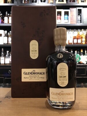 Glendronach Grandeur 28 Jahre Batch #11 mit 0,7l und 48,9%