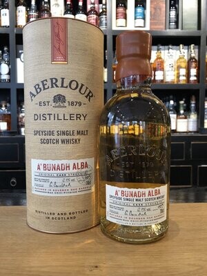Aberlour a'bunadh Alba mit 0,7l und 62,7% Aberlour a'bunadh Alba mit 0,7l und 62,7%