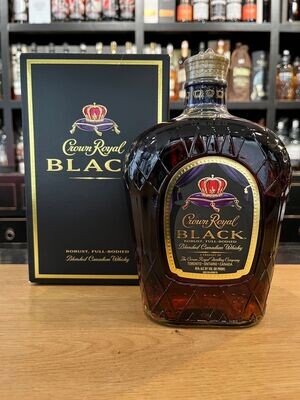 Crown Royal Black mit 1l und 45%